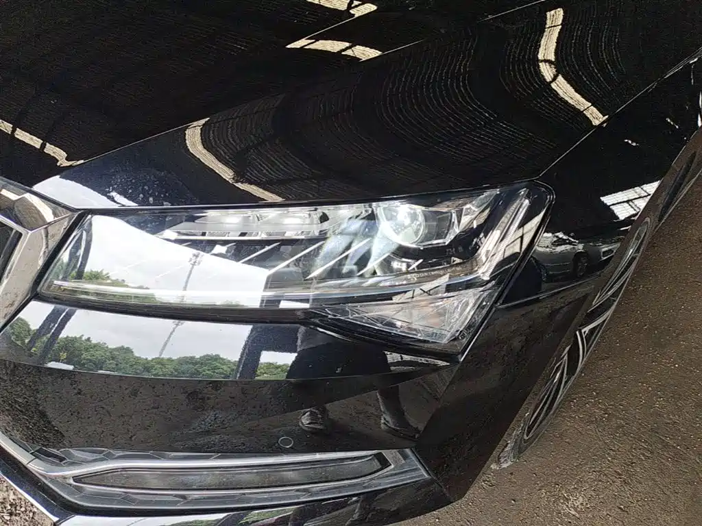 Škoda Superb 2023 Facelift TSI330 DSG Luxury Edition фото 24
