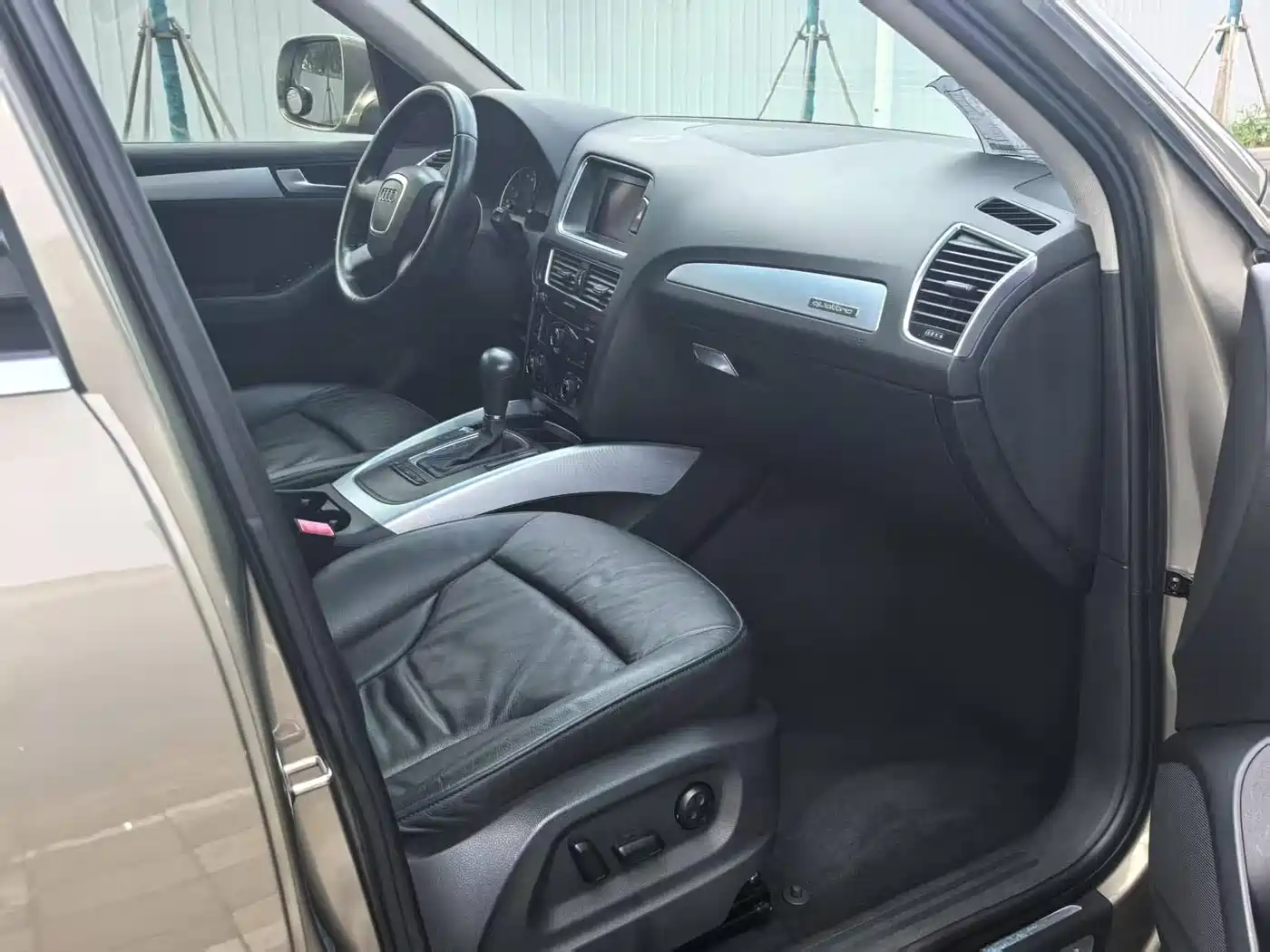 Audi Q5 2011 2.0TFSI Progressive фото 11