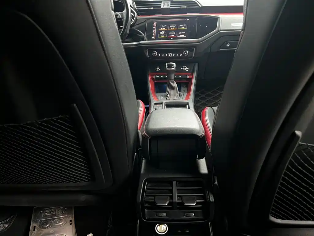 Audi Q3 2021 40 TFSI Fashion Sport фото 14