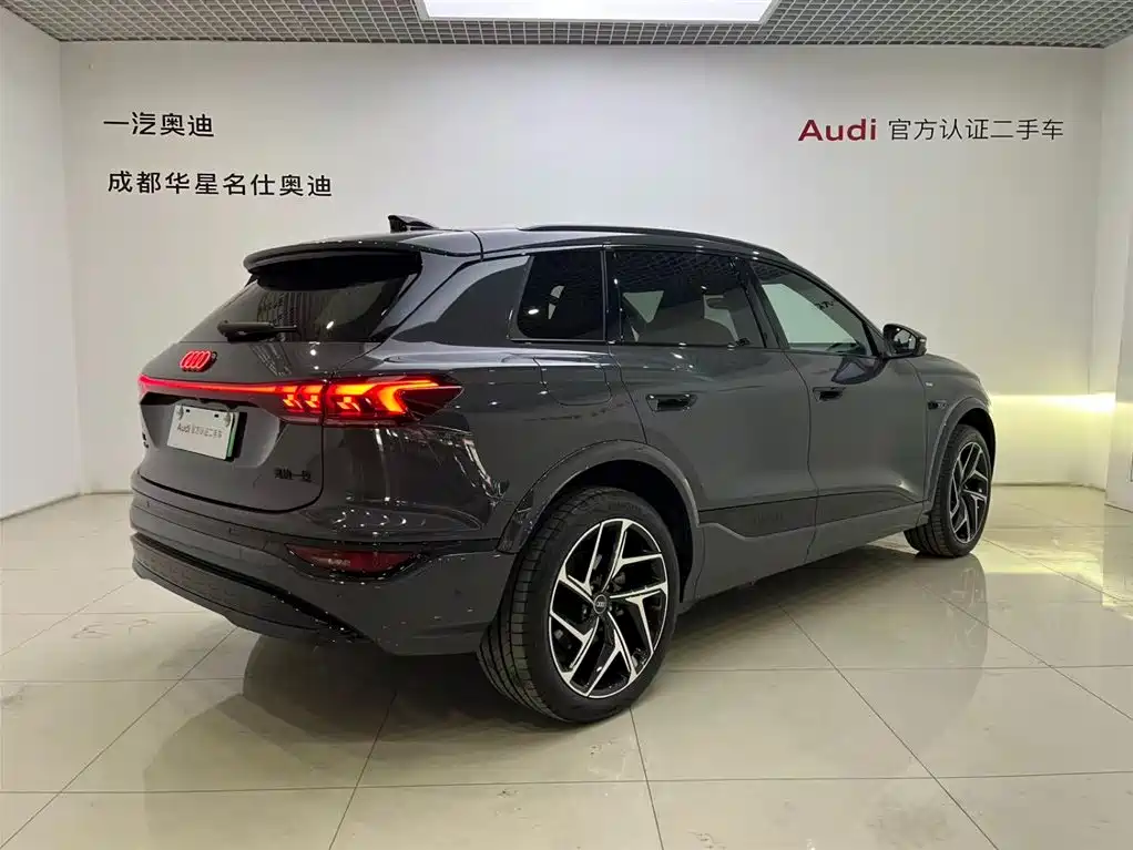Audi Q6L e-tron 2025 Model Pioneer Edition фото 4