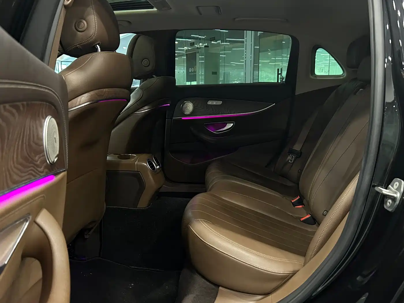 Mercedes-Benz E-Class 2019 E 260 L фото 6