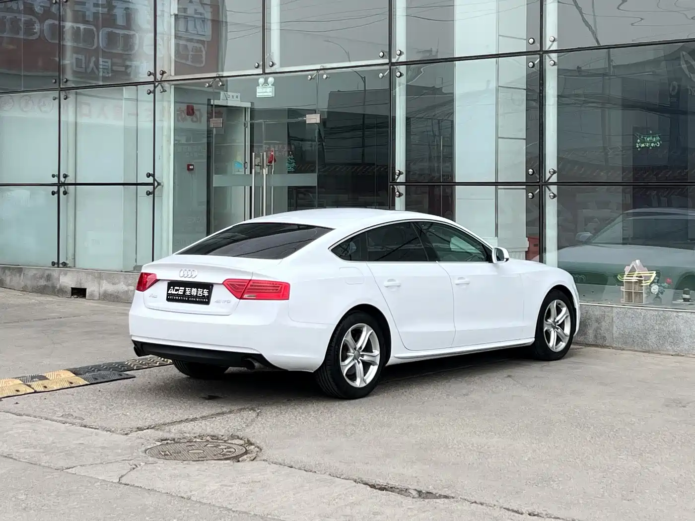 Audi A5 (Import) 2014 Sportback 45 TFSI фото 4