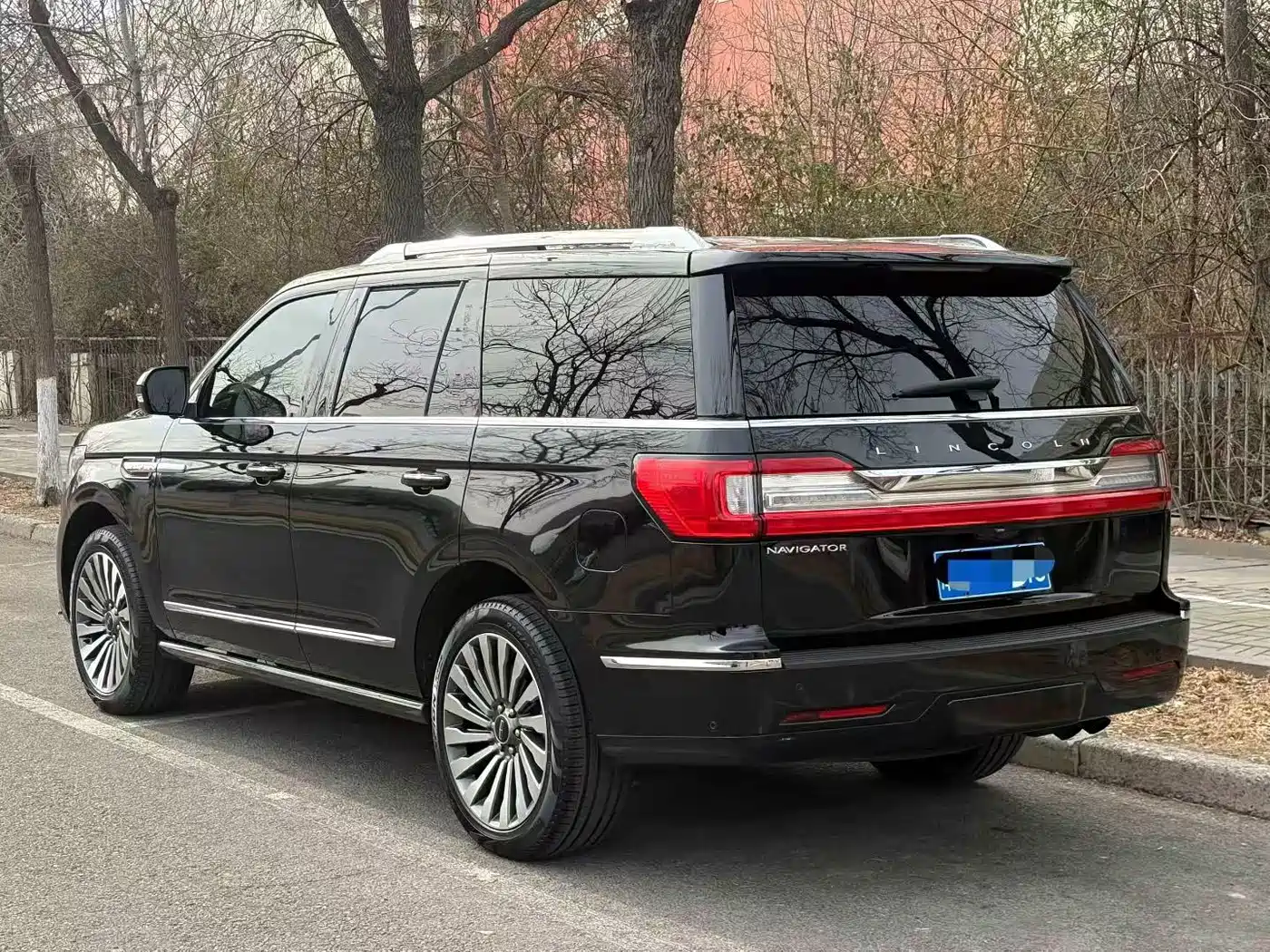 Lincoln Navigator 2020 3.5T Prestige Edition фото 4