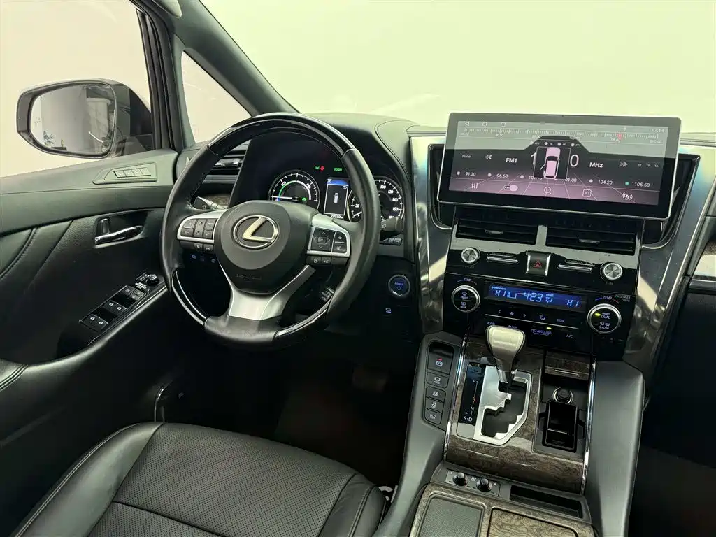 Toyota Alphard 2019 Hybrid 2.5L Premium Edition фото 15