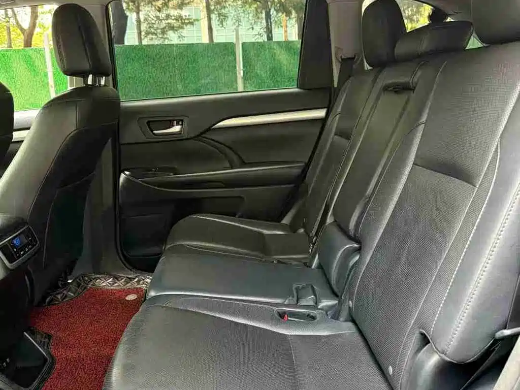 Toyota Highlander 2018 2.0T 2WD Premium 7-seater (China V) фото 10