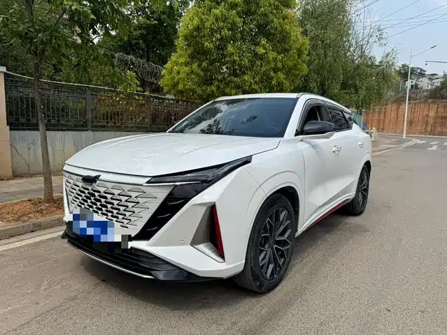 Changan Oshan Z6 2022 Blue Whale 1.5T DCT Intelligent Leader