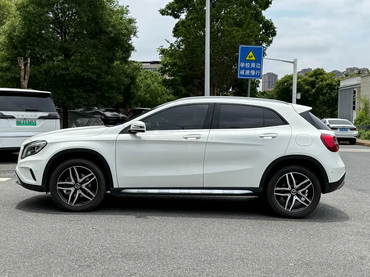 Mercedes-Benz GLA 2016 GLA 200 Dynamic фото 4