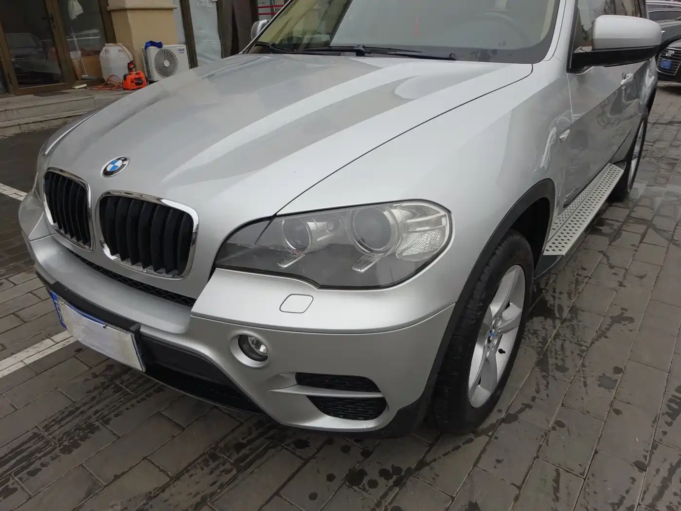BMW X5 (Import) 2011 xDrive35i Leading Edition фото 4