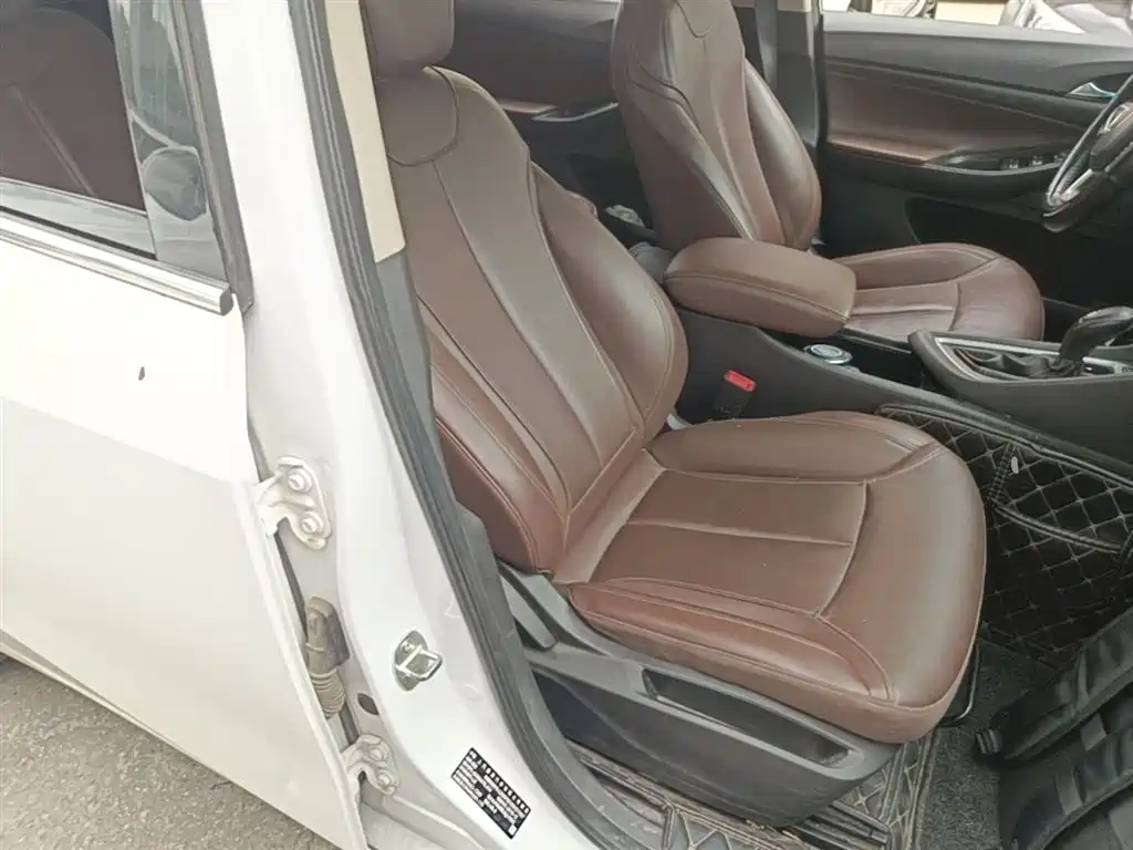 Buick GL6 2019 Model 18T 6-Seater Connected Luxury Version China V фото 25