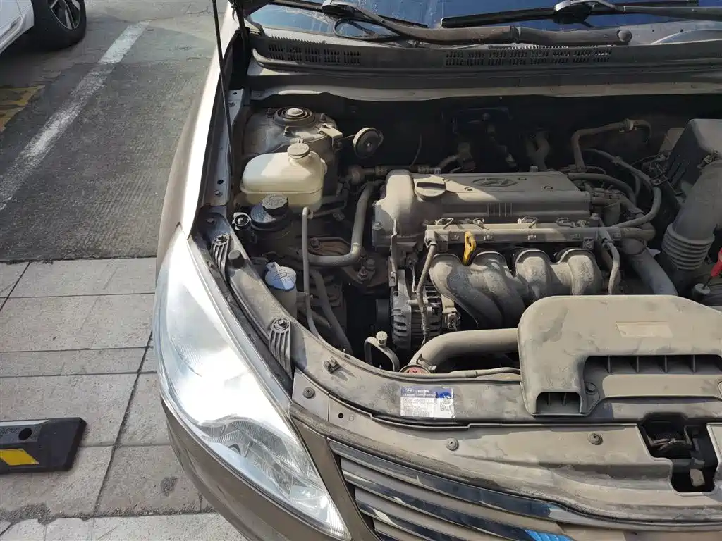 Hyundai Elantra 2011 1.6L Automatic Comfort фото 20