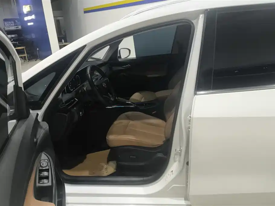 Buick GL6 2021 323T Mild Hybrid Connected Luxury фото 9
