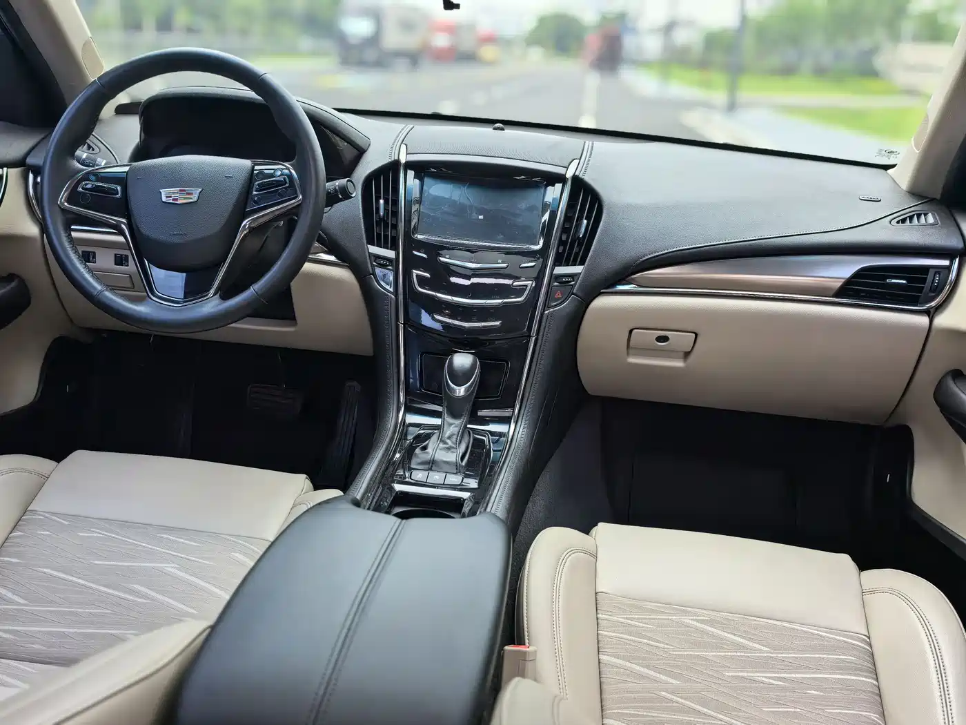 Cadillac ATS-L 2016 28T Technology фото 9