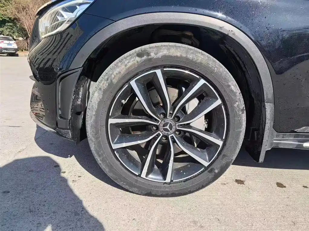 Mercedes-Benz GLC 2021 GLC 260 L 4MATIC Luxury фото 16