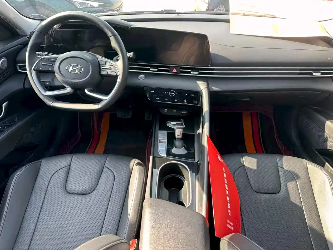 Hyundai Elantra 2021 1.5L CVT GLS Leading Edition фото 7