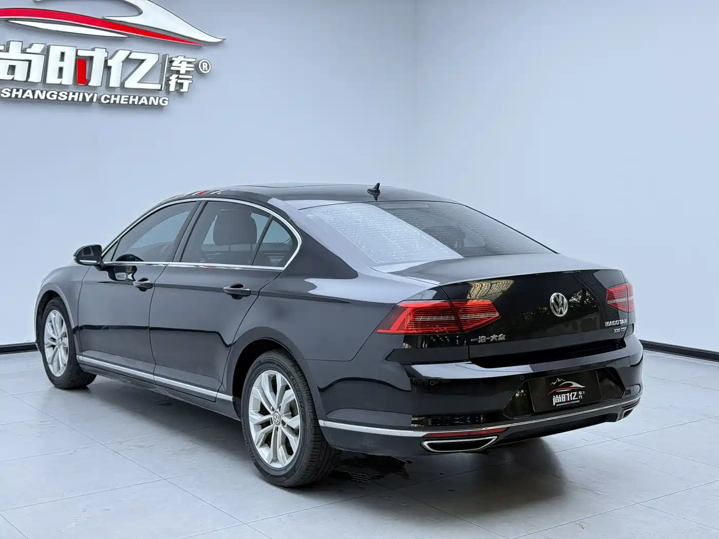 Volkswagen Magotan 2019 330TSI DSG Luxury Class China VI фото 5