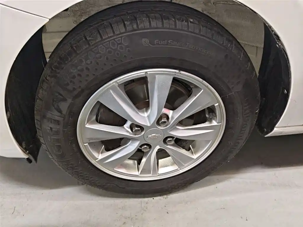 Chevrolet Sail 2016 Sail 3 1.3L Manual Comfort Sunroof Edition фото 23