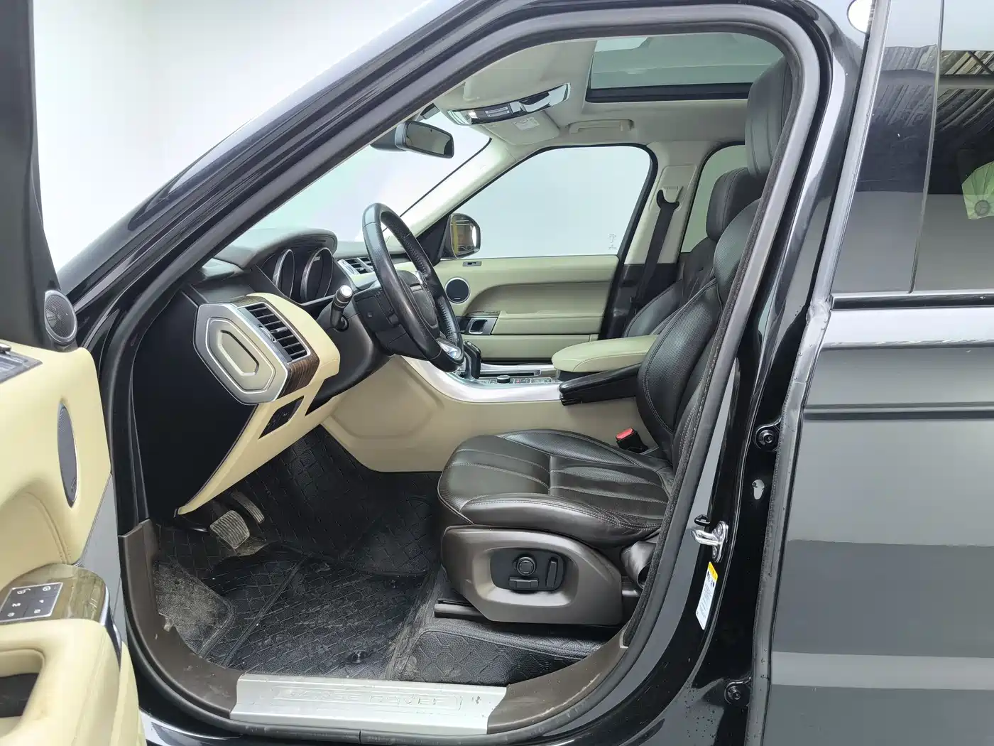 Land Rover Range Rover Sport 2015 3.0 SC V6 HSE фото 7