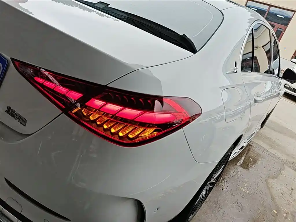 Mercedes-Benz C-Class 2023 C 260 L Sport фото 8