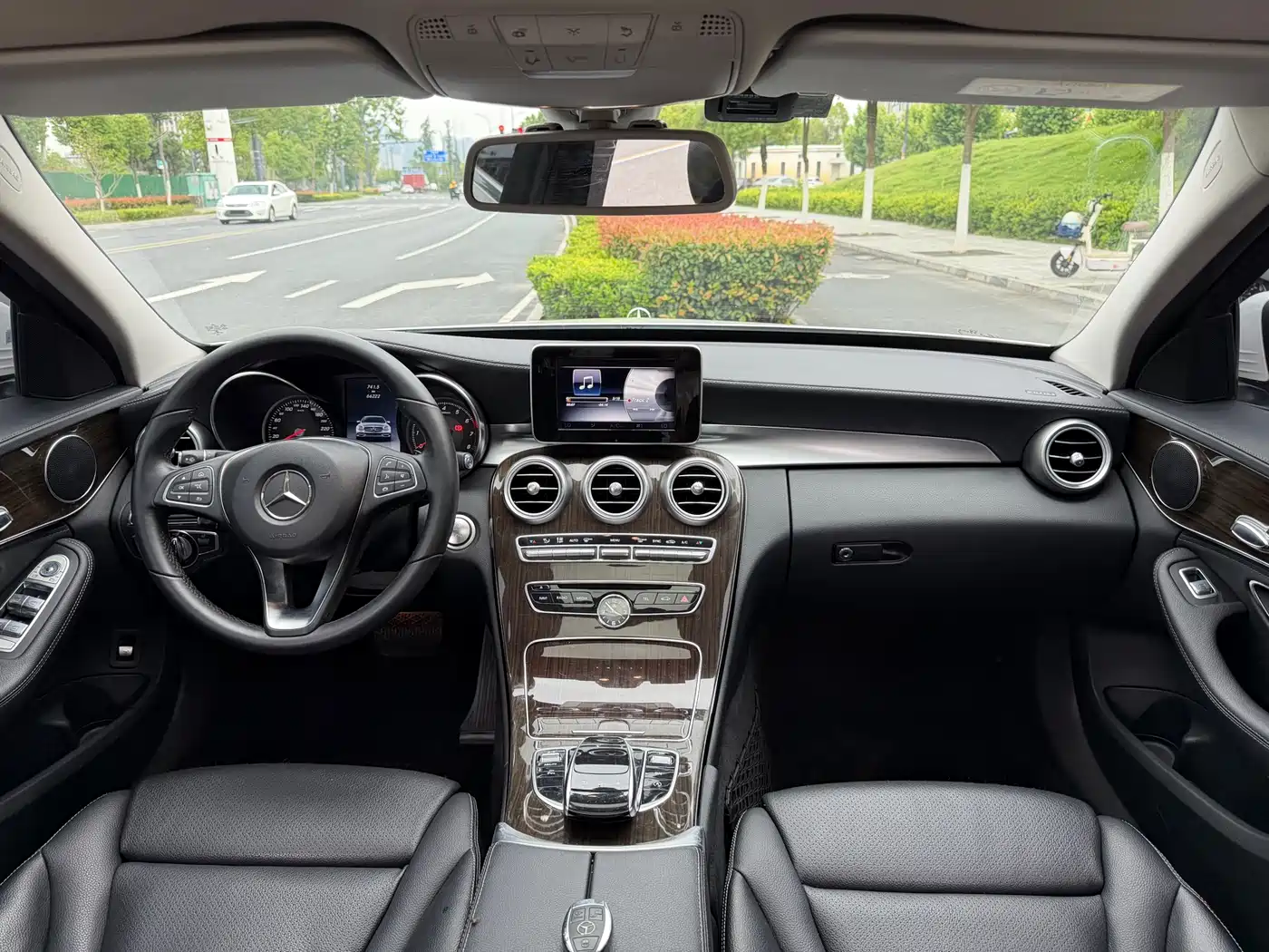 Mercedes-Benz C-Class 2015 C 180 L фото 12