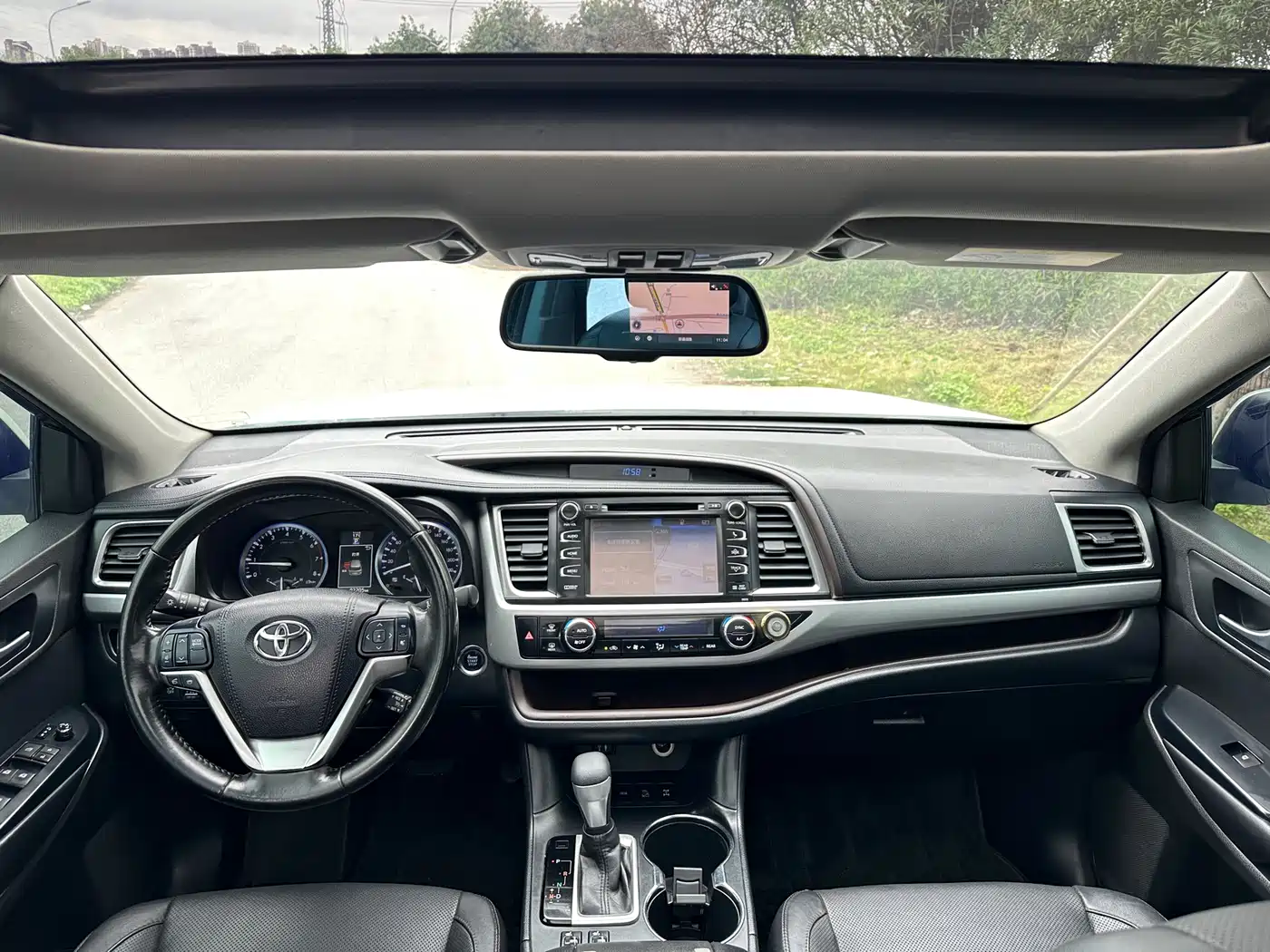 Toyota Highlander 2017 2.0T 4WD Premium 7-Seater фото 9