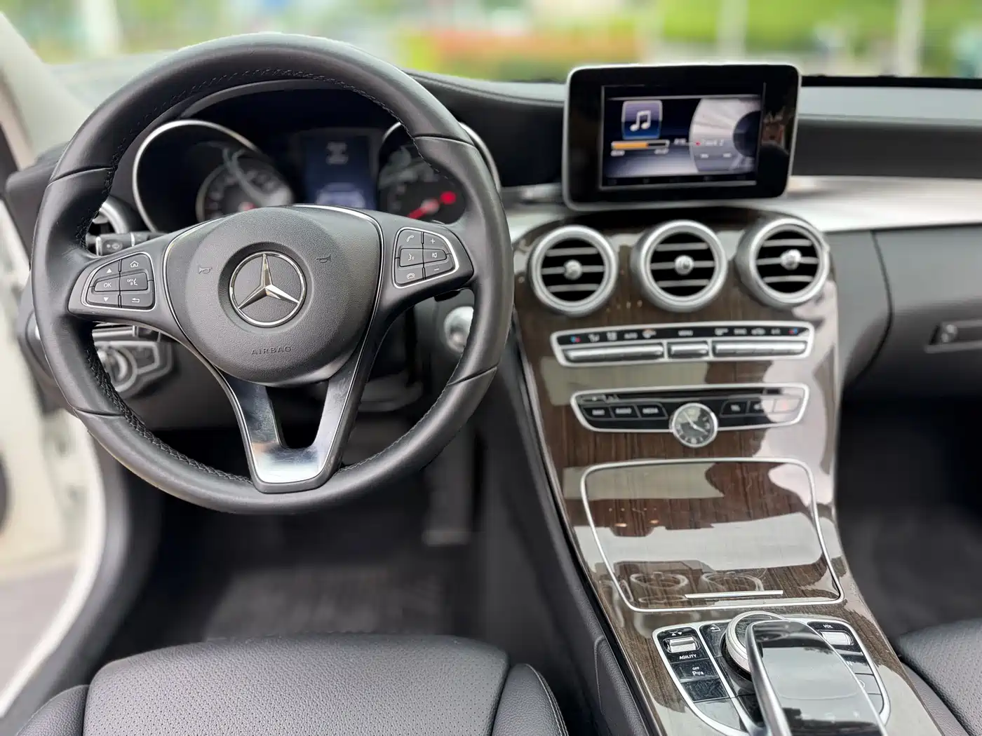 Mercedes-Benz C-Class 2015 C 180 L фото 19