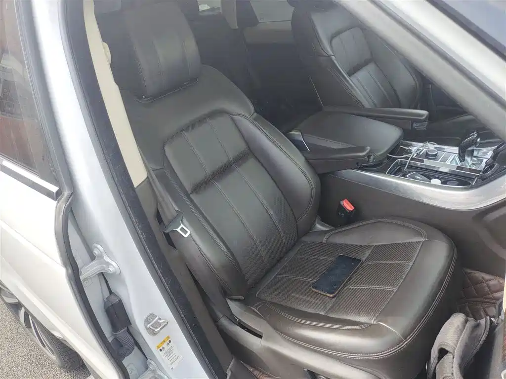 Land Rover Range Rover Sport PHEV 2019 P400e HSE фото 25