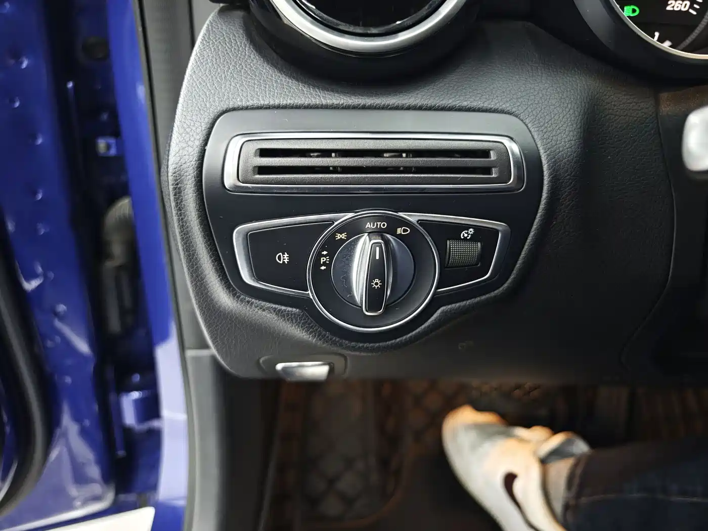 Mercedes-Benz C-Class 2018 C 200 L Sport Achievement Special Edition фото 12