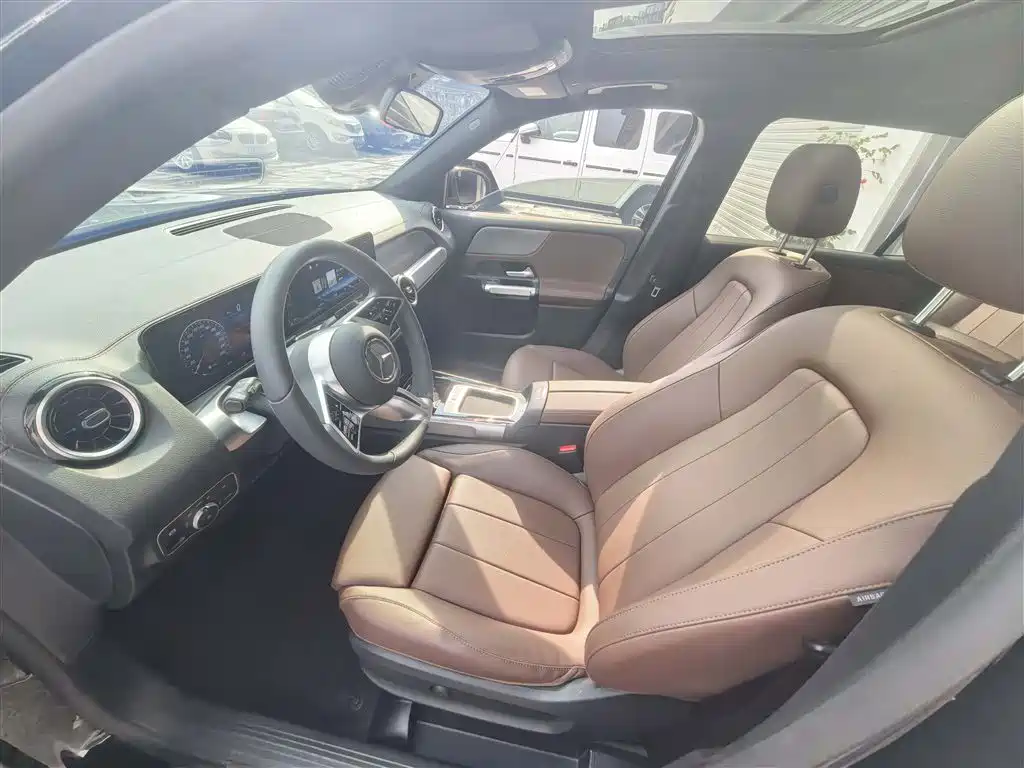 Mercedes-Benz GLB 2024 GLB 200 Fashion фото 4