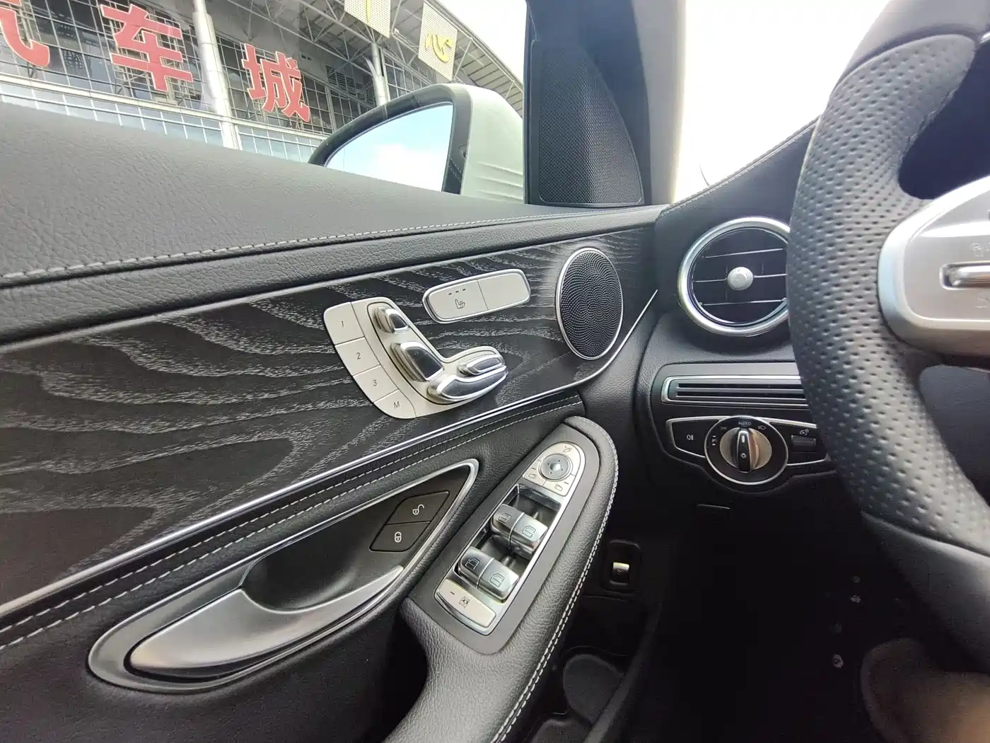 Mercedes-Benz C-Class 2020 C 260 L Sport фото 16