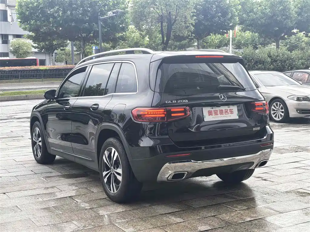 Mercedes-Benz GLB 2024 GLB 200 Fashion фото 9