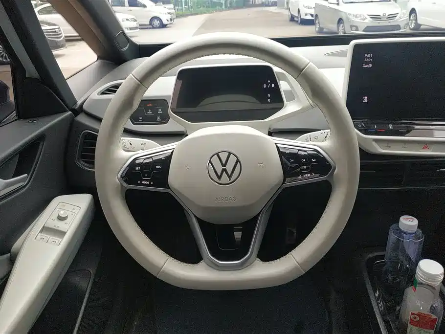 Volkswagen ID.3 2023 Upgraded Pure Intelligence Edition фото 15