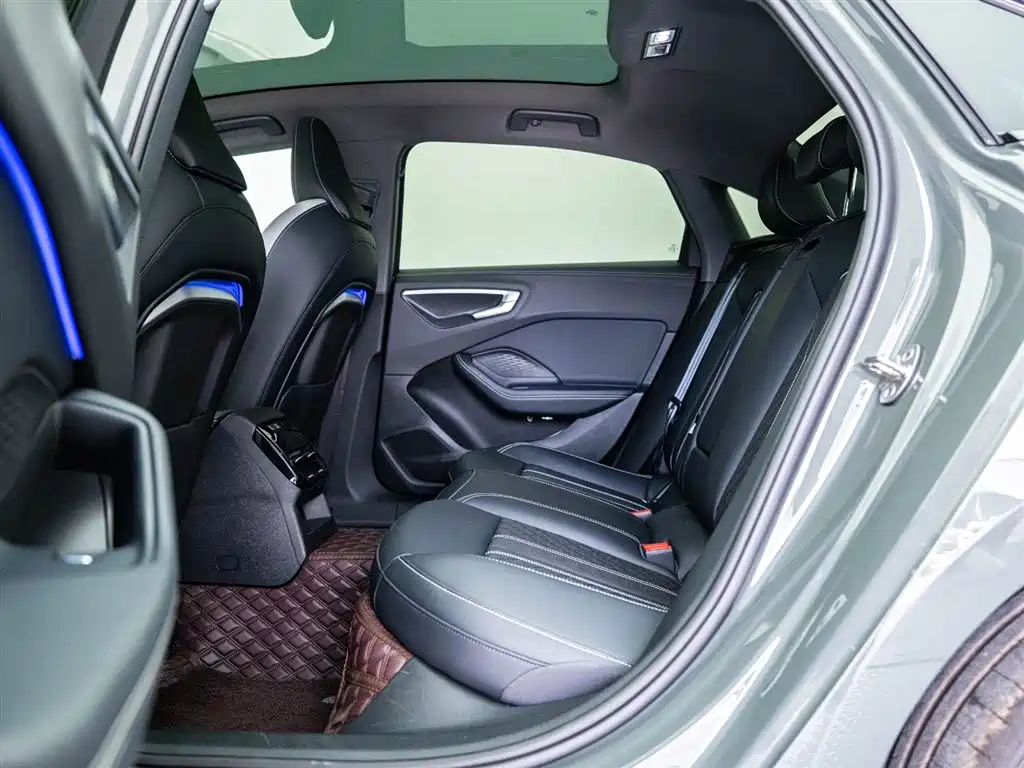 AUDI A5L