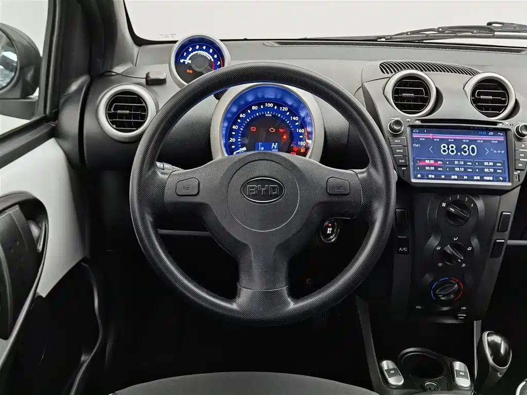 BYD F0 2018 2015 1.0L AMT Xuan Cool Edition