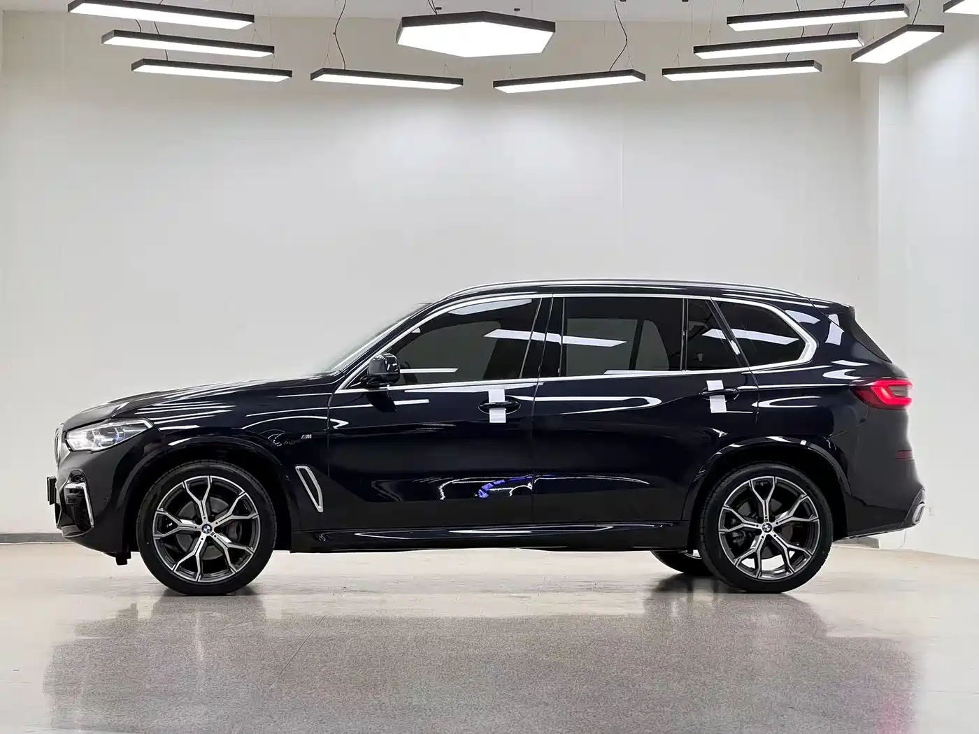 BMW X5 2022 Facelift xDrive 40Li Premium M Sport Package фото 4