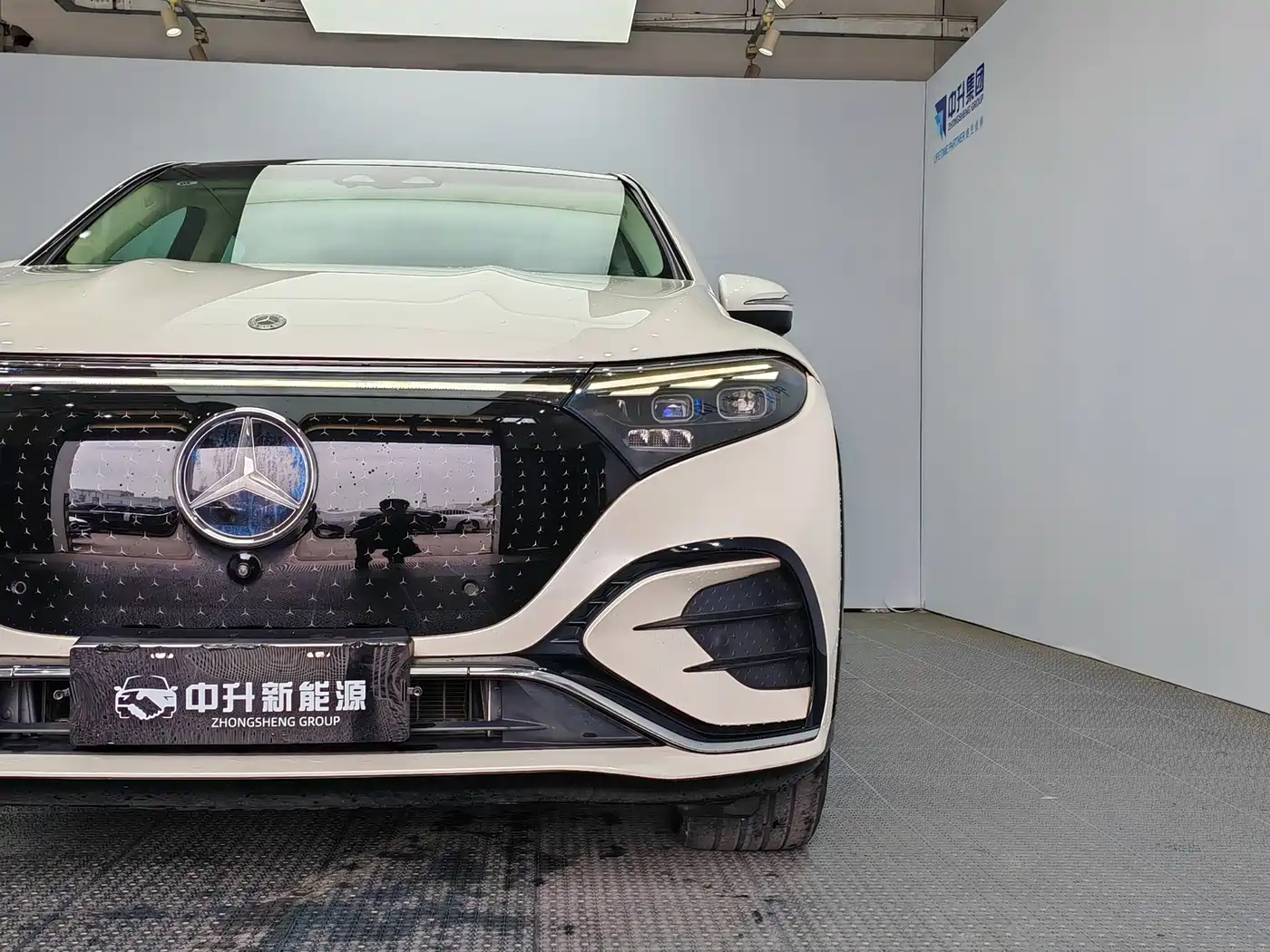 Mercedes-Benz EQS SUV 2023 450 4MATIC Luxury Edition фото 20