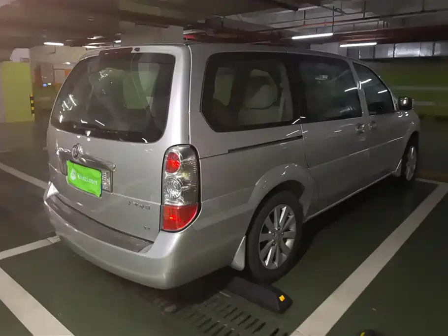 Buick GL8 2014 2.4L Classic Edition фото 3