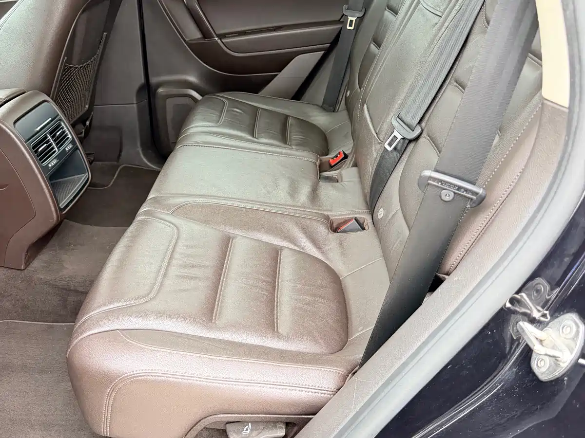 Volkswagen Touareg 2016 3.0TSI Standard фото 14