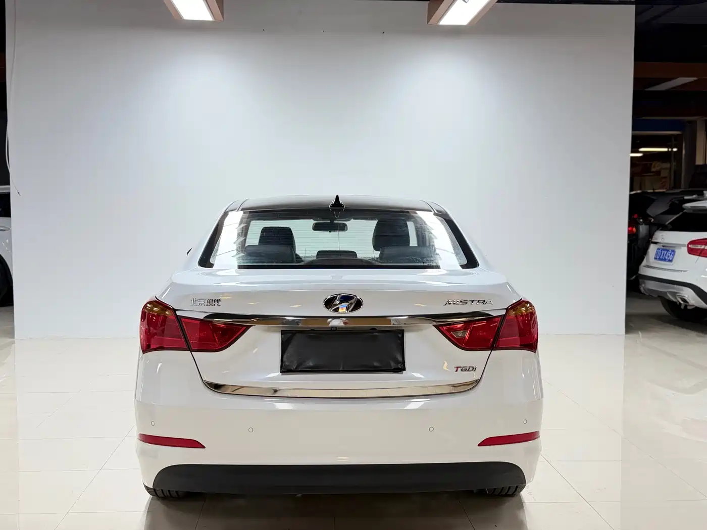 Hyundai Mistra 2016 1.8L Automatic Smart GLS фото 6