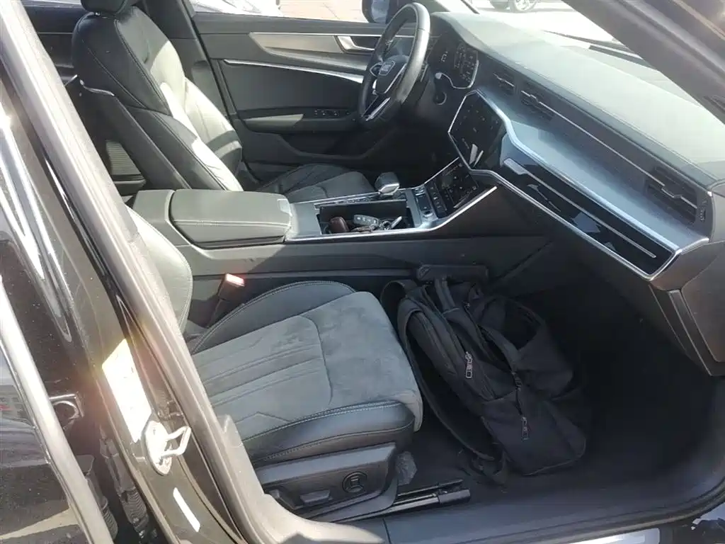 Audi A6L 2020 40 TFSI Luxury Dynamic фото 25