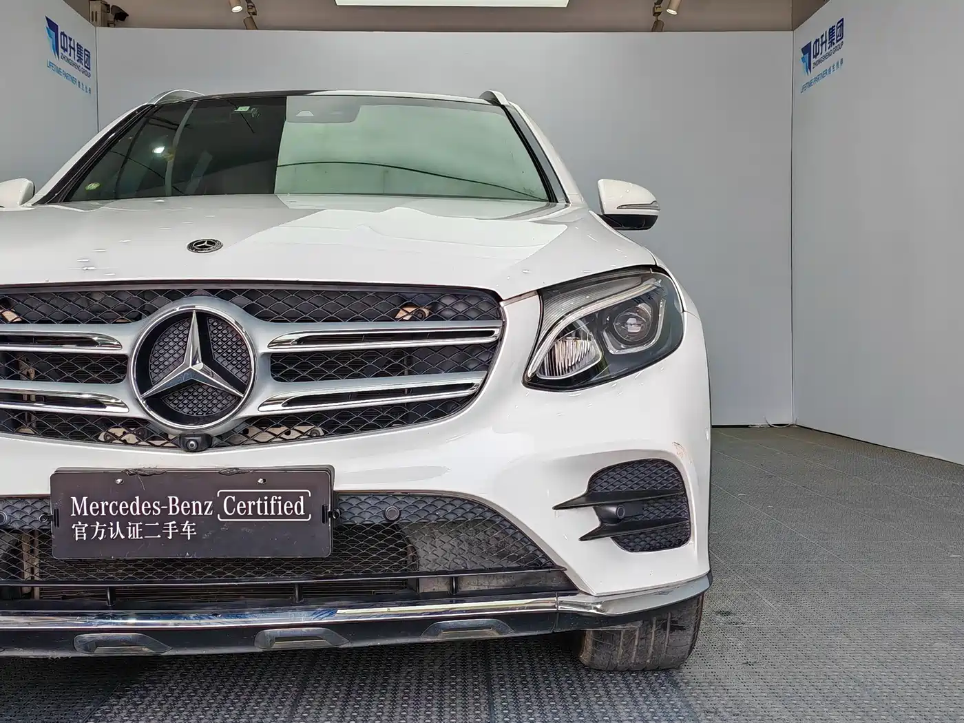 Mercedes-Benz GLC 2017 GLC 260 4MATIC Luxury фото 19