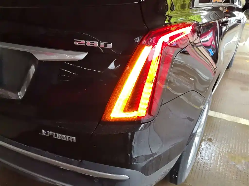 Cadillac XT5 2021 2.0T 2WD Luxury Edition фото 24