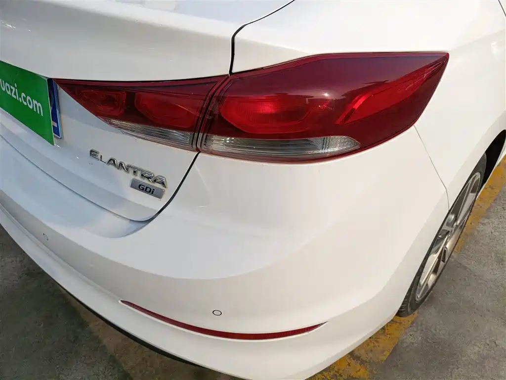 Hyundai Elantra 2016 Model 1.6L Automatic Smart Elite фото 8