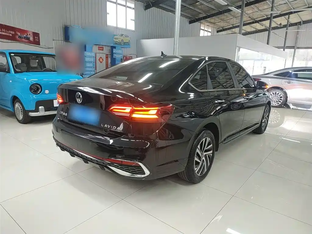 Volkswagen Lavida 2024 Model 1.5L Automatic Starlight 5 Million Edition фото 5