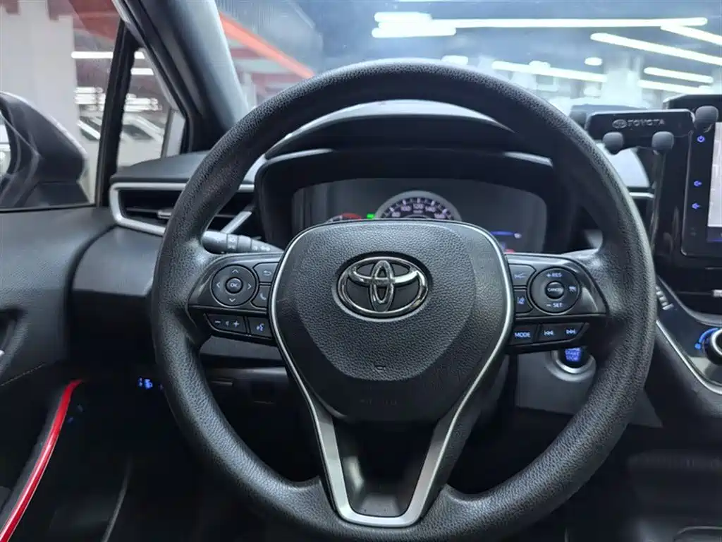 Toyota Levin 2021 185T CVT Sport Edition фото 6