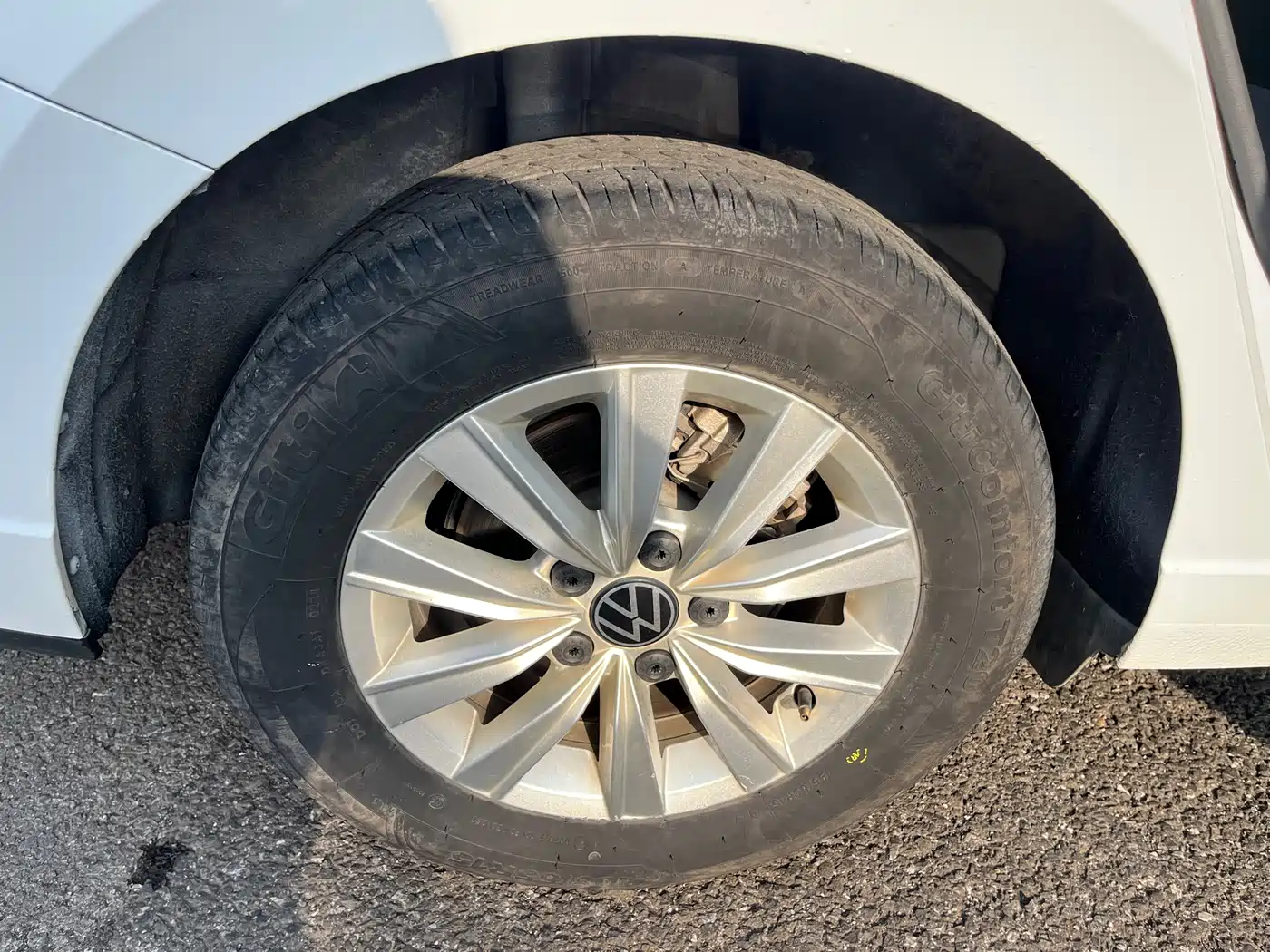 Volkswagen Lavida 2023 Facelift 1.5L Auto Comfort Edition фото 18
