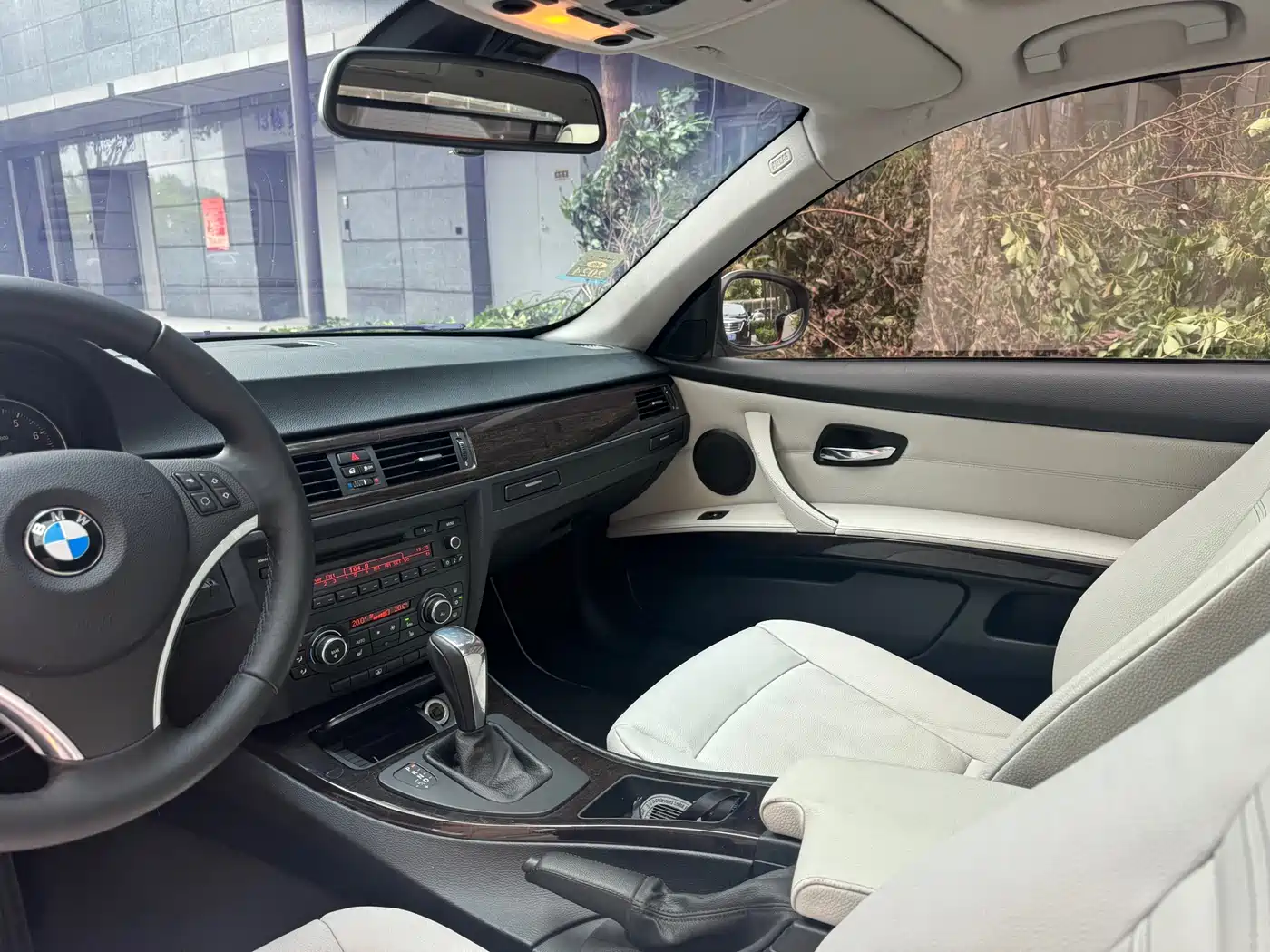 BMW 3 Series (Import) 2013 2011 325i Coupe