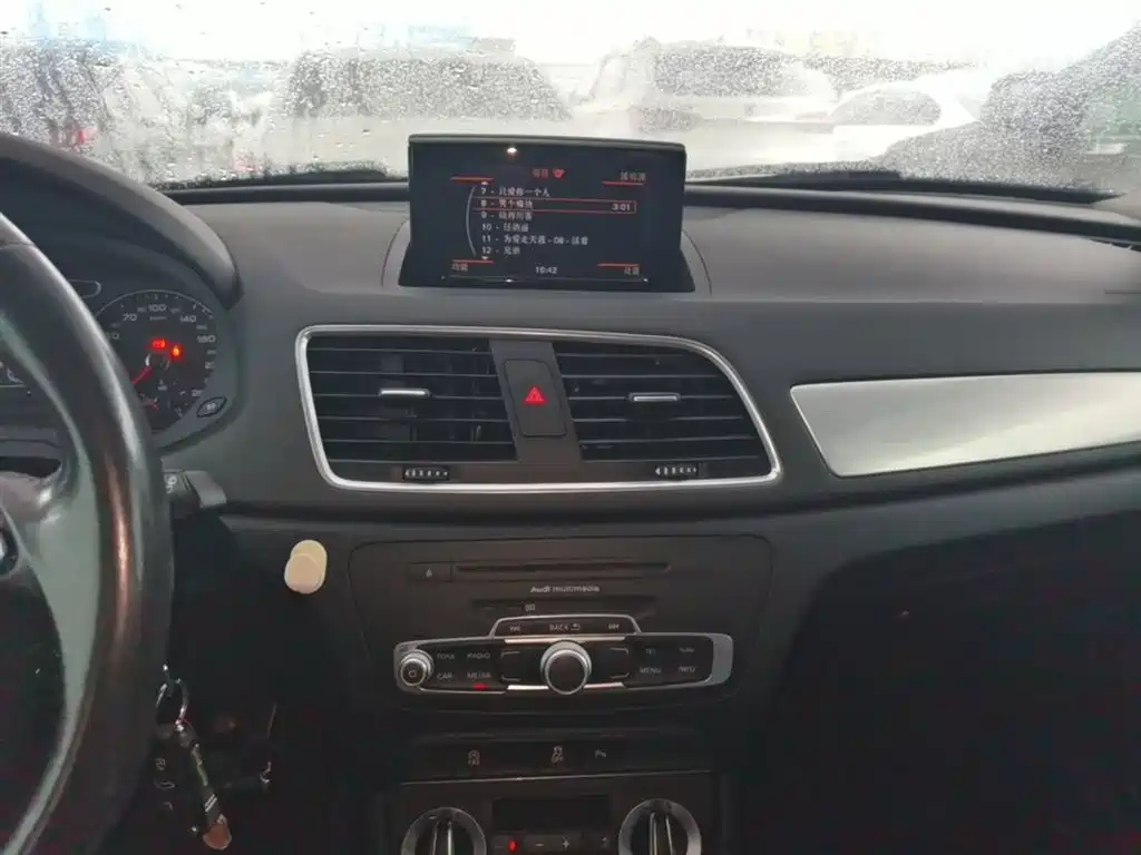 Audi Q3 2016 30 TFSI Heritage Edition Comfort фото 13