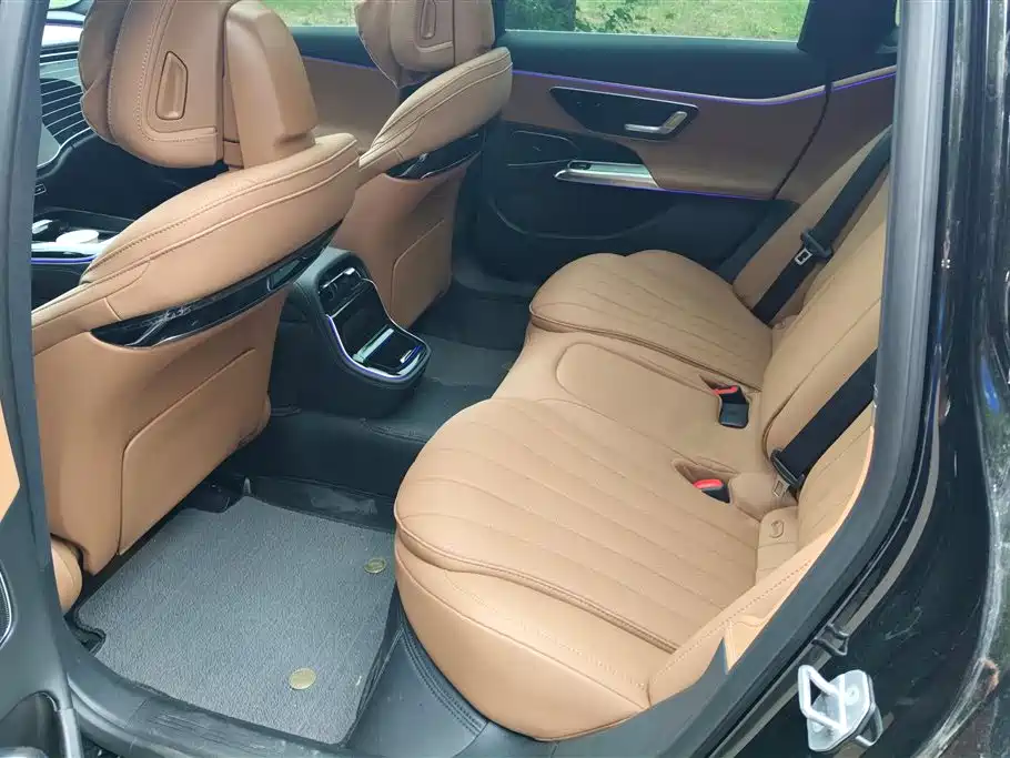 Mercedes-Benz E-Class 2025 Facelift E 260 L 4MATIC фото 11