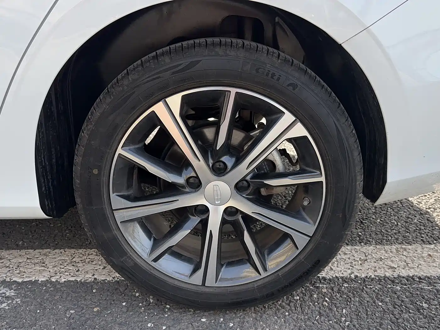 GEELY AUTOMOBILE EMGRAND