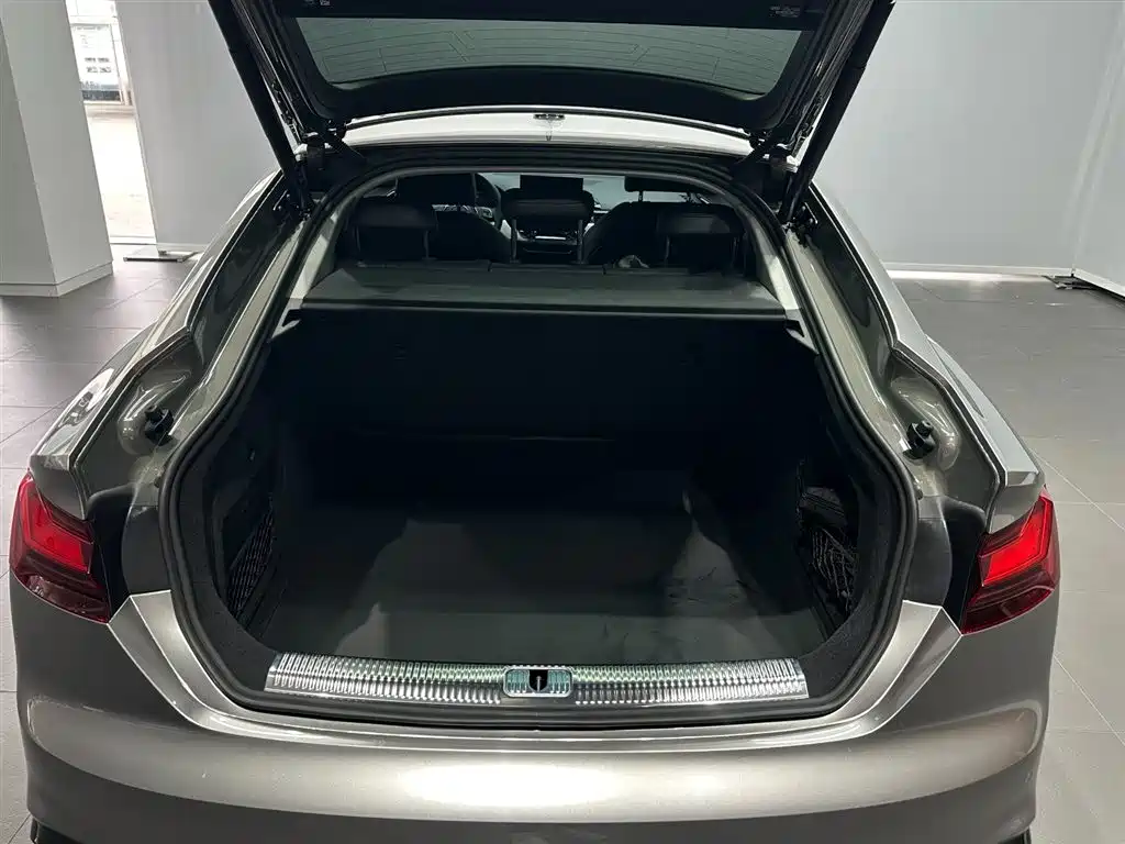 Фото 7 - Audi A5 (Import)